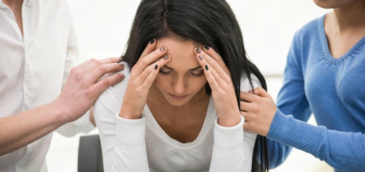 افسردگی زنان: ۳۵ نکته درباره انواع، دلایل، علائم و درمان افسردگی زنان