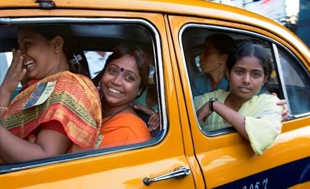 بیشترین تعداد آدم جا شده در یک خودرو